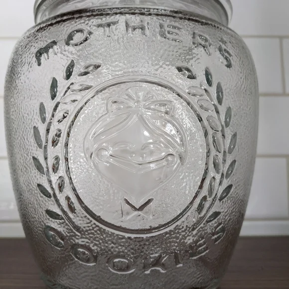 Vintage glass Mother's Cookie Jar - Picture 4 of 9